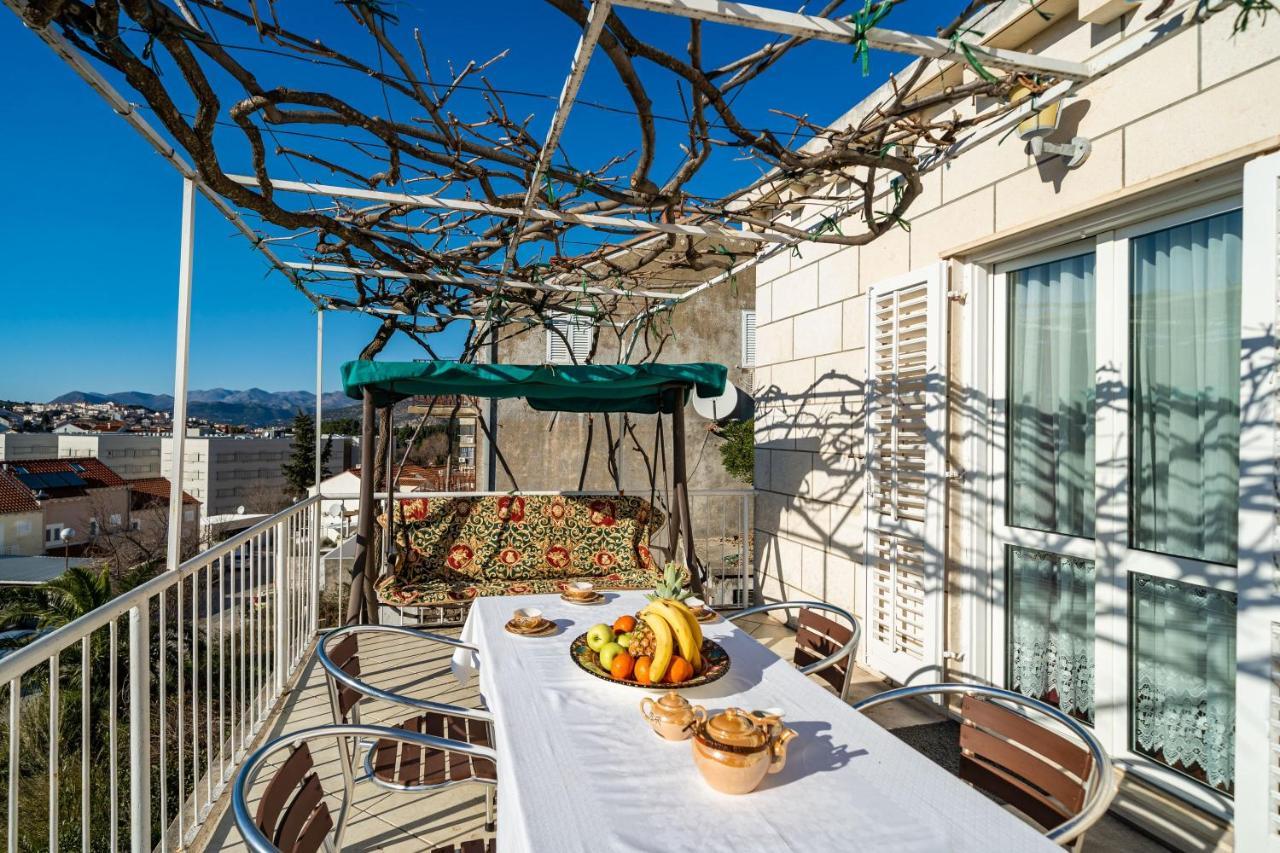 Apartment Bozica ดูบรอฟนิก ภายนอก รูปภาพ