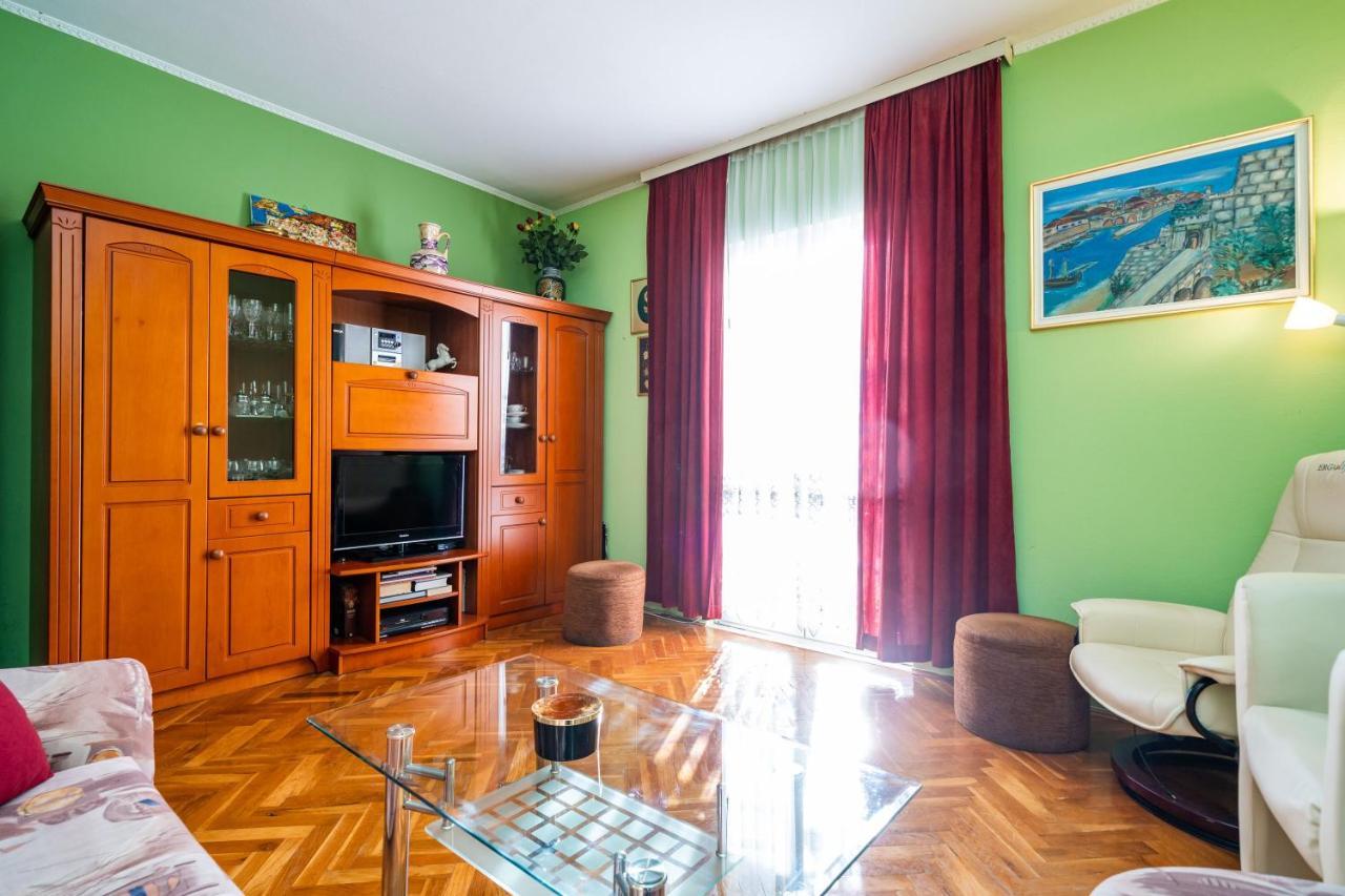 Apartment Bozica ดูบรอฟนิก ภายนอก รูปภาพ