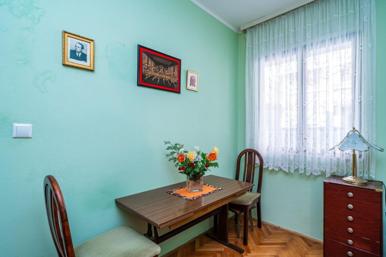 Apartment Bozica ดูบรอฟนิก ภายนอก รูปภาพ